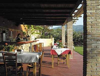 Hotel Heleni Apartments Epidaurus Екстер'єр фото